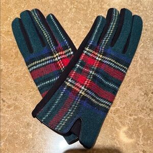 Plaid Wool Gloves for women - Green and Red